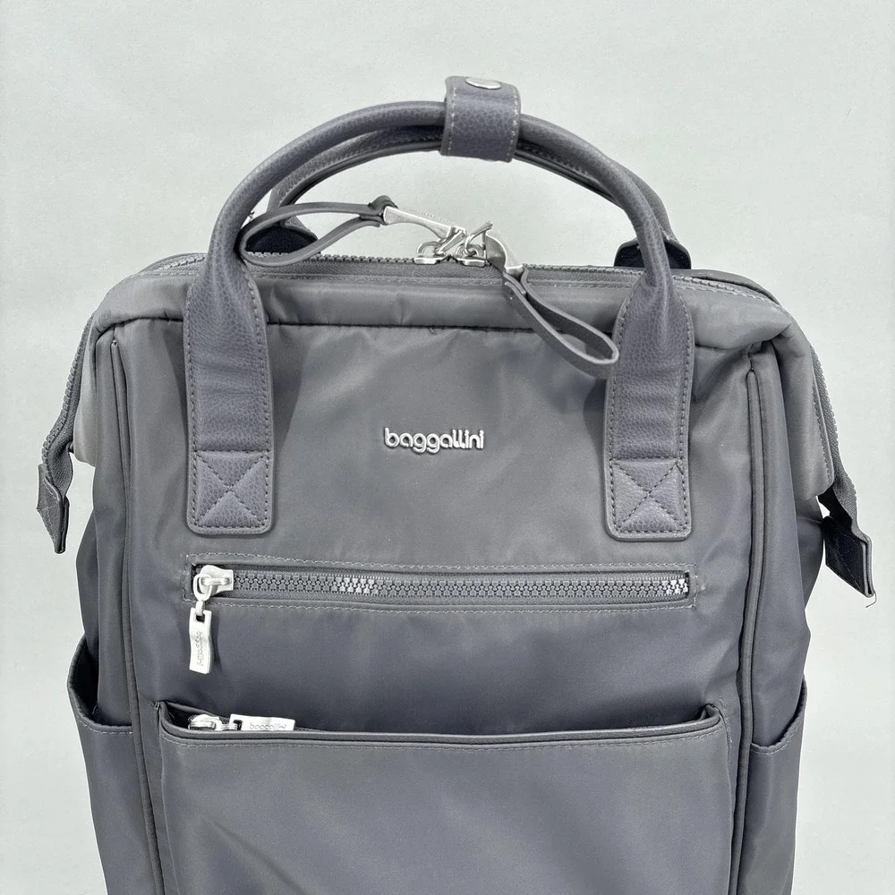 Baggallini backpack bag